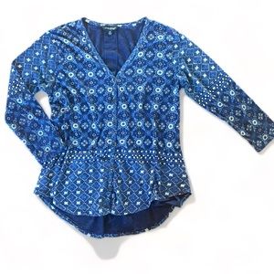 Beautiful Blue LUCKY BRANDY V-Neck Button Down Tee Blouse M 3/4 Sleeve HiLo